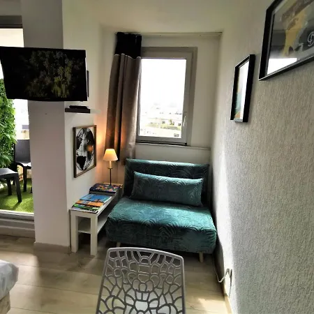 Plage, Piscine, Terrasse Vue Ville Au Coeur De Biarritz Pour Vacances, Teletravail, Sport, Culture, *