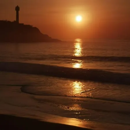 Plage, Piscine, Terrasse Vue Ville Au Coeur De Biarritz Pour Vacances, Teletravail, Sport, Culture,
