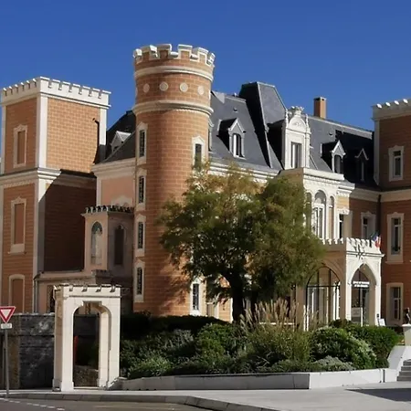 - Terrasse & Piscine * 비아히쯔